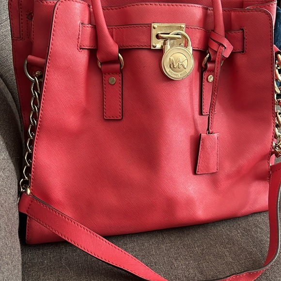 MICHAEL KORS LARGE HAMILTON IN RED - Picture 3 of 13